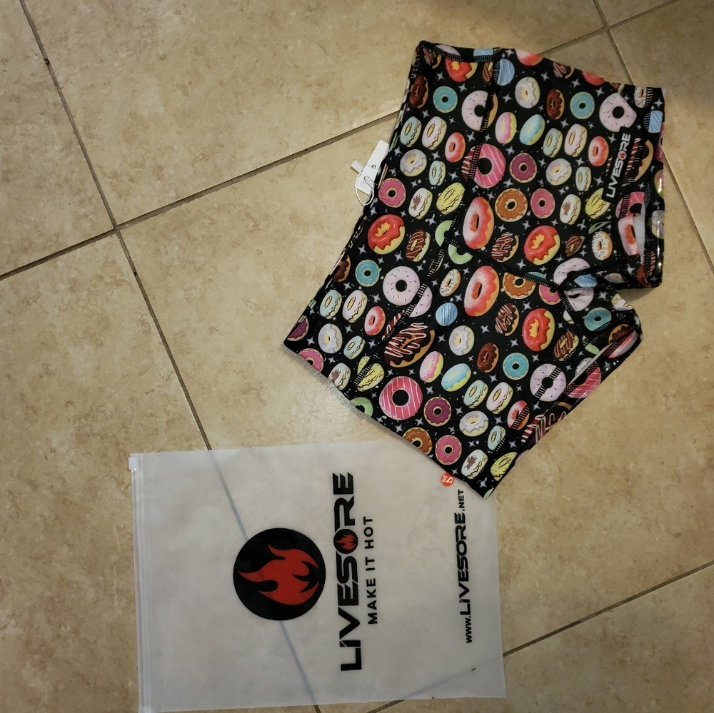 Livesore shorts